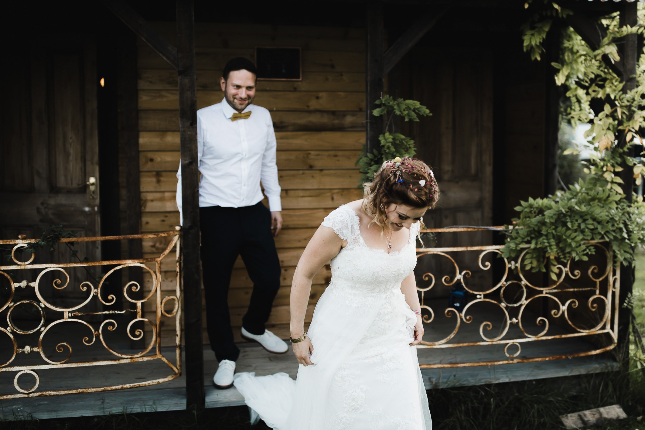 Festival_Wedding_High_Billinghurst_Farm_Surrey_086.jpg