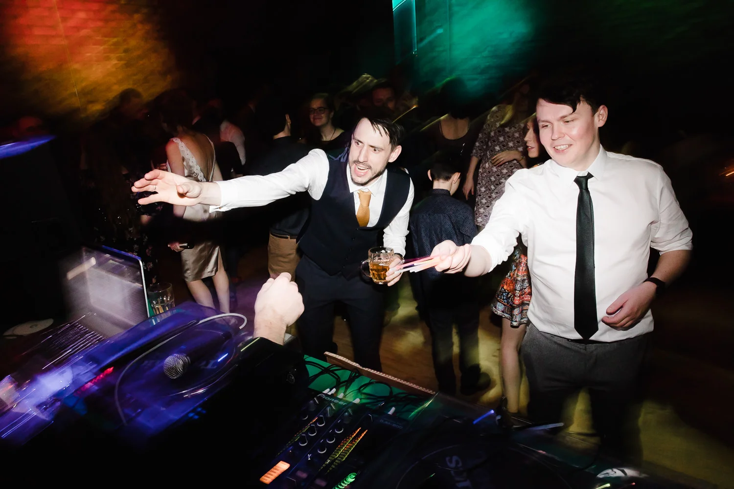 Handyman_Supermarket_Brewery_Ullet_Road_Wedding_145.jpg