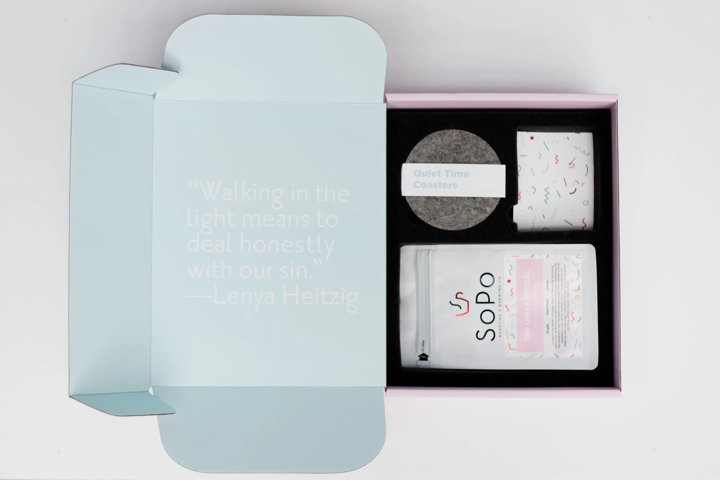 Packaging-LiveBrilliantly-Women-Book-BrittanyByrne-Church-2-8938.jpg