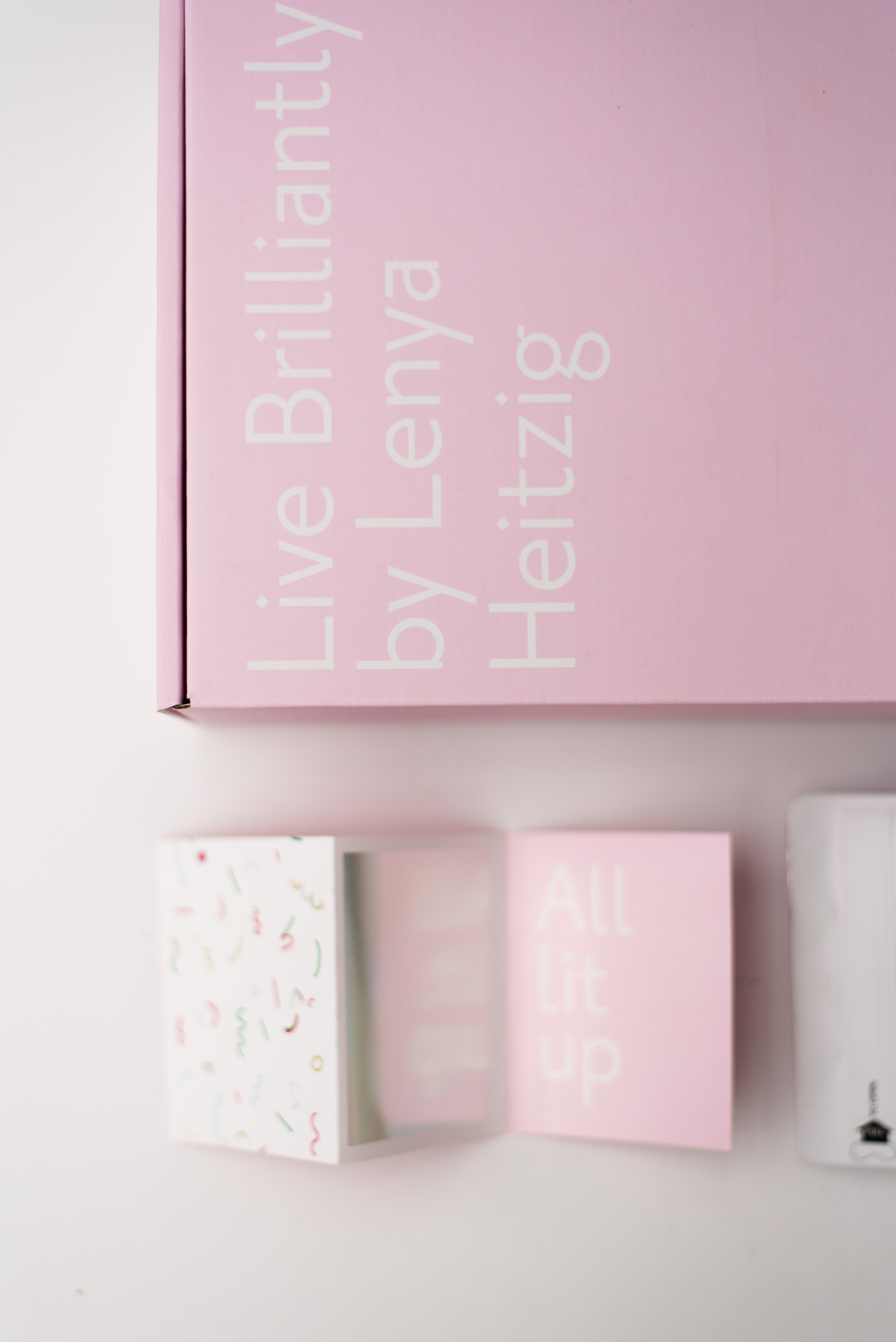 Packaging-LiveBrilliantly-Women-Book-BrittanyByrne-Church-9007.jpg