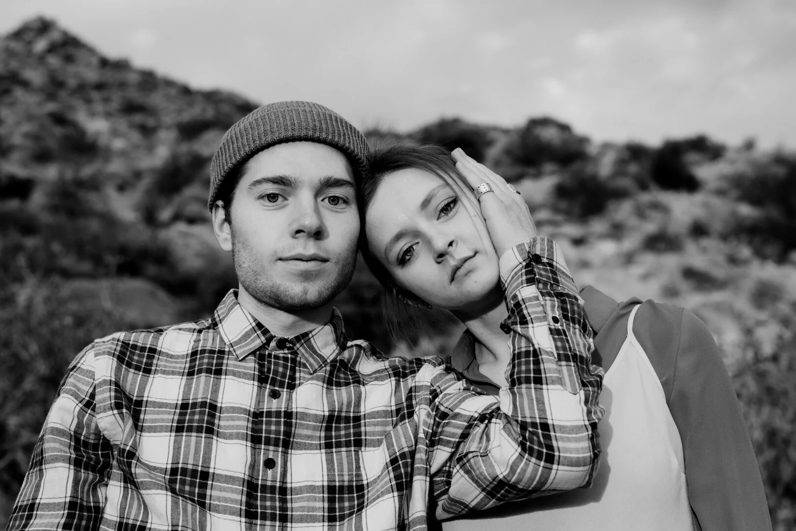 Photography-Couple-Fashion-DesertWinter-DuoInAnArcticDesert-BrittanyByrne-2111.jpg