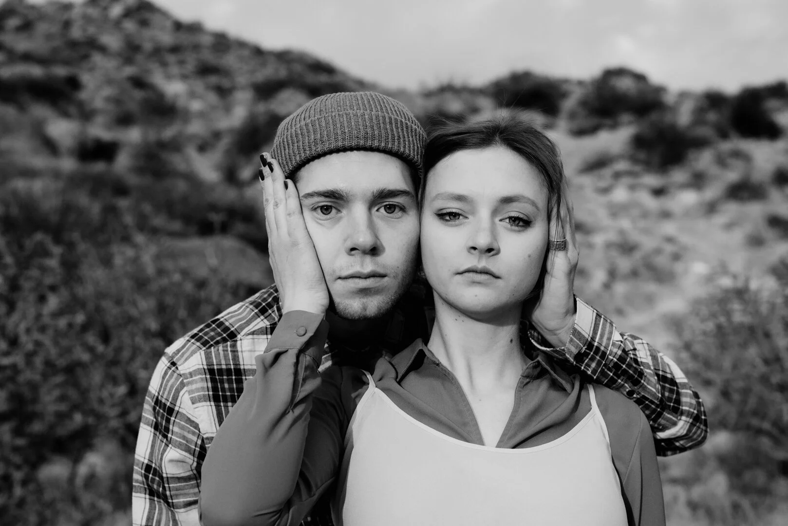 Photography-Couple-Fashion-DesertWinter-DuoInAnArcticDesert-BrittanyByrne-2124.jpg