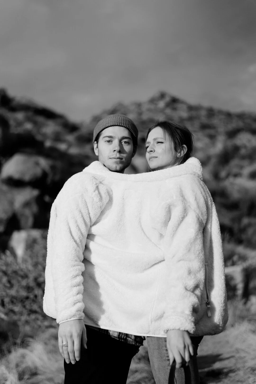 Photography-Couple-Fashion-DesertWinter-DuoInAnArcticDesert-BrittanyByrne-2165.jpg