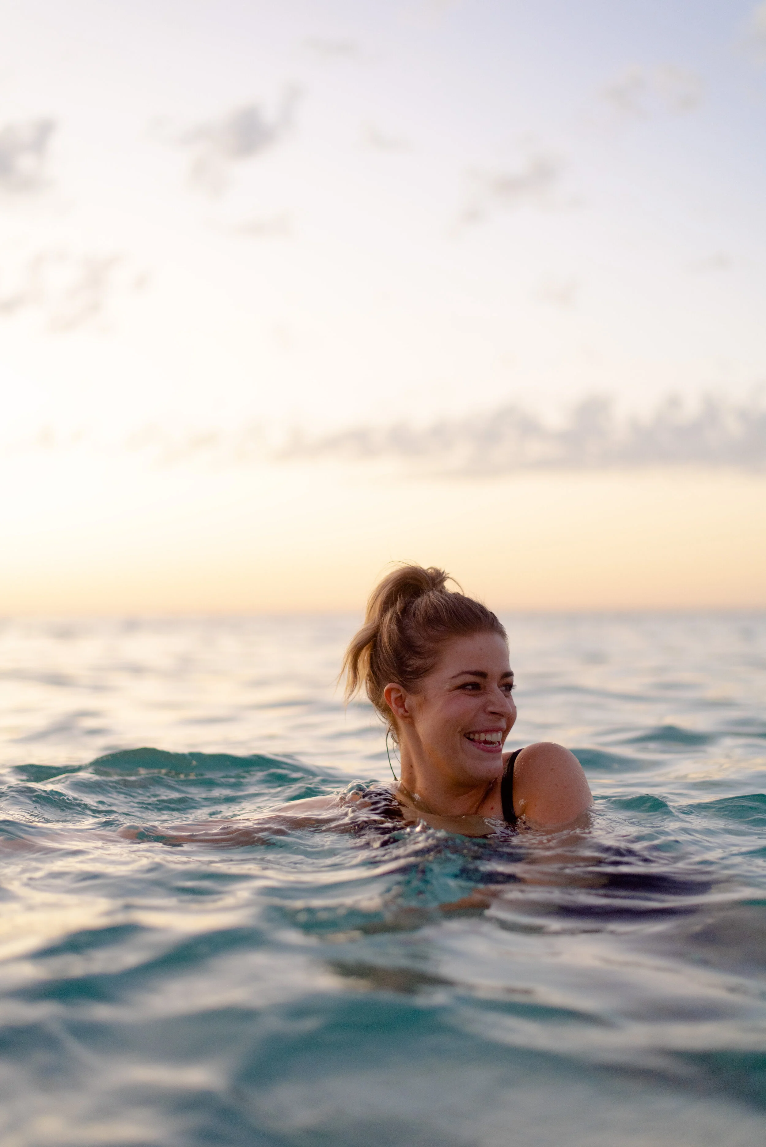 Australia-Ocean-Sunset-PhotographyPeople-BrittanyByrne-2.jpg
