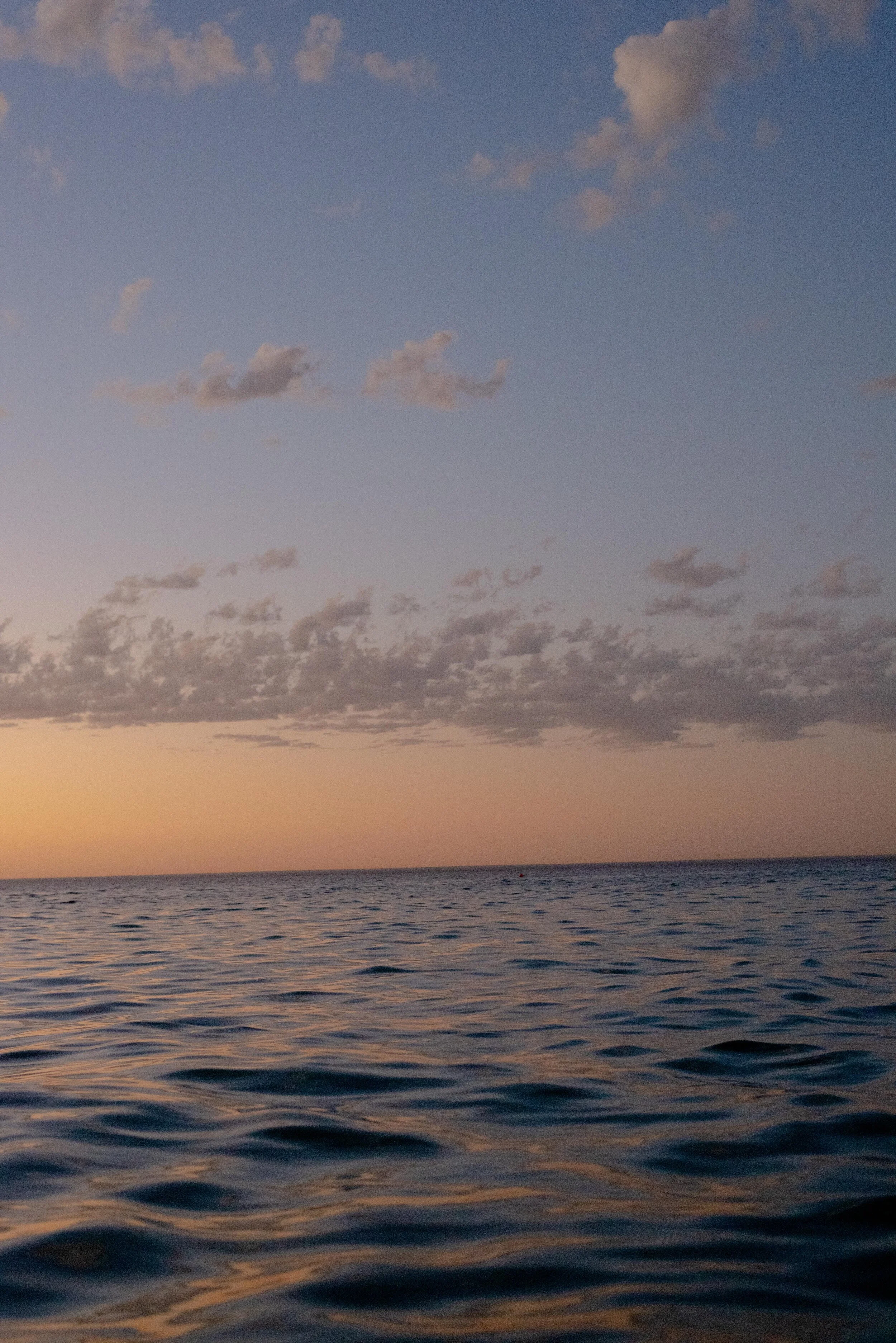 Australia-Ocean-Sunset-PhotographyPeople-BrittanyByrne-31-2.jpg