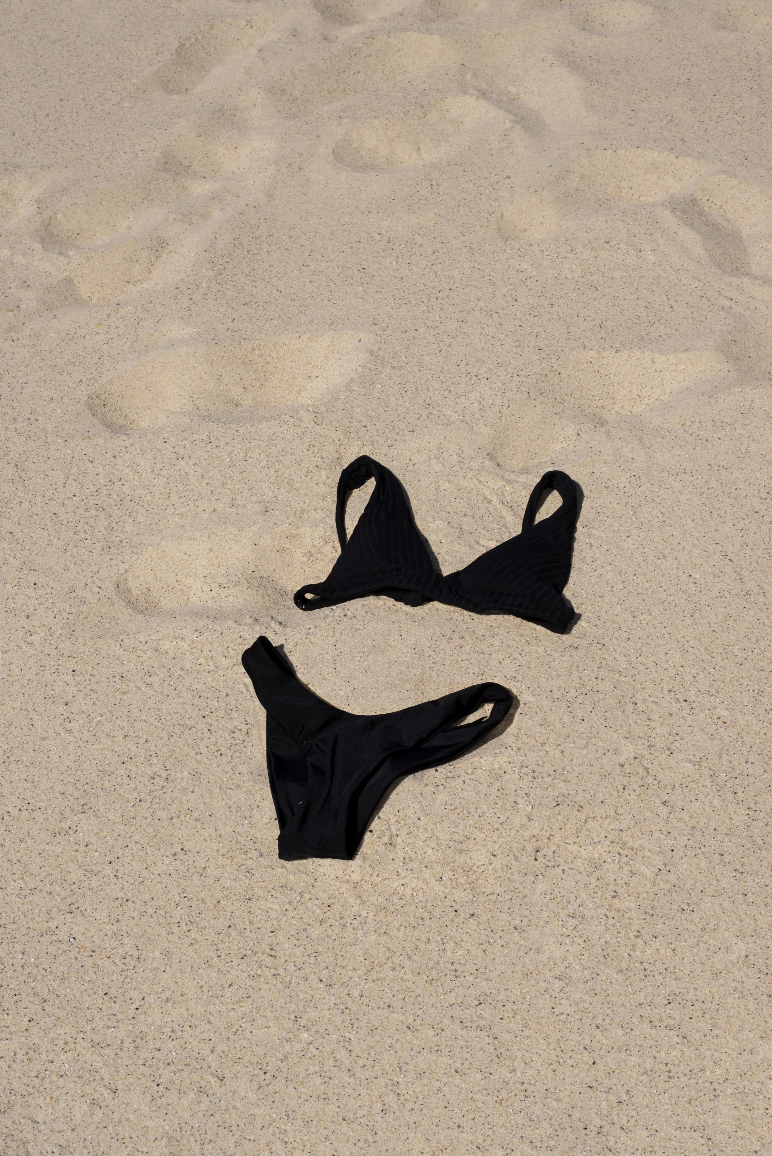 black bikini skinny dip beach sydney styled brittany byrne.jpg