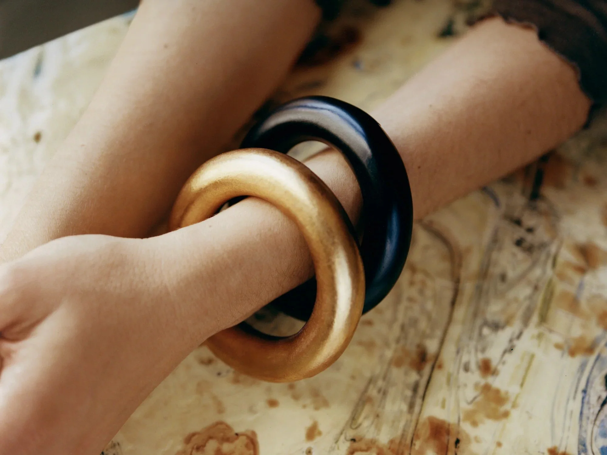 SAMARA BRACELET MODEL.jpg