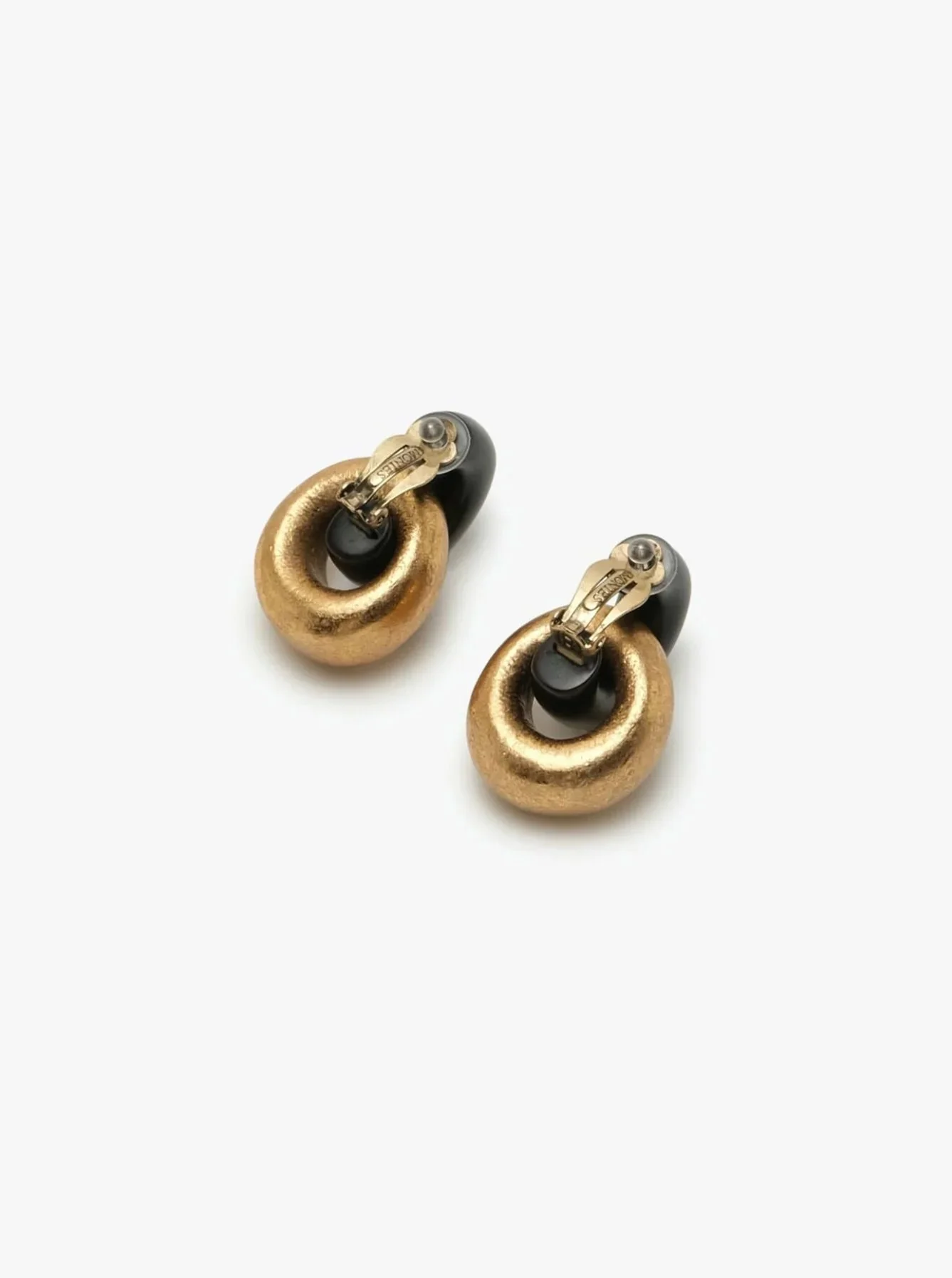 HAVANA EARCLIPS BLACK AND GOLD BACK.jpg