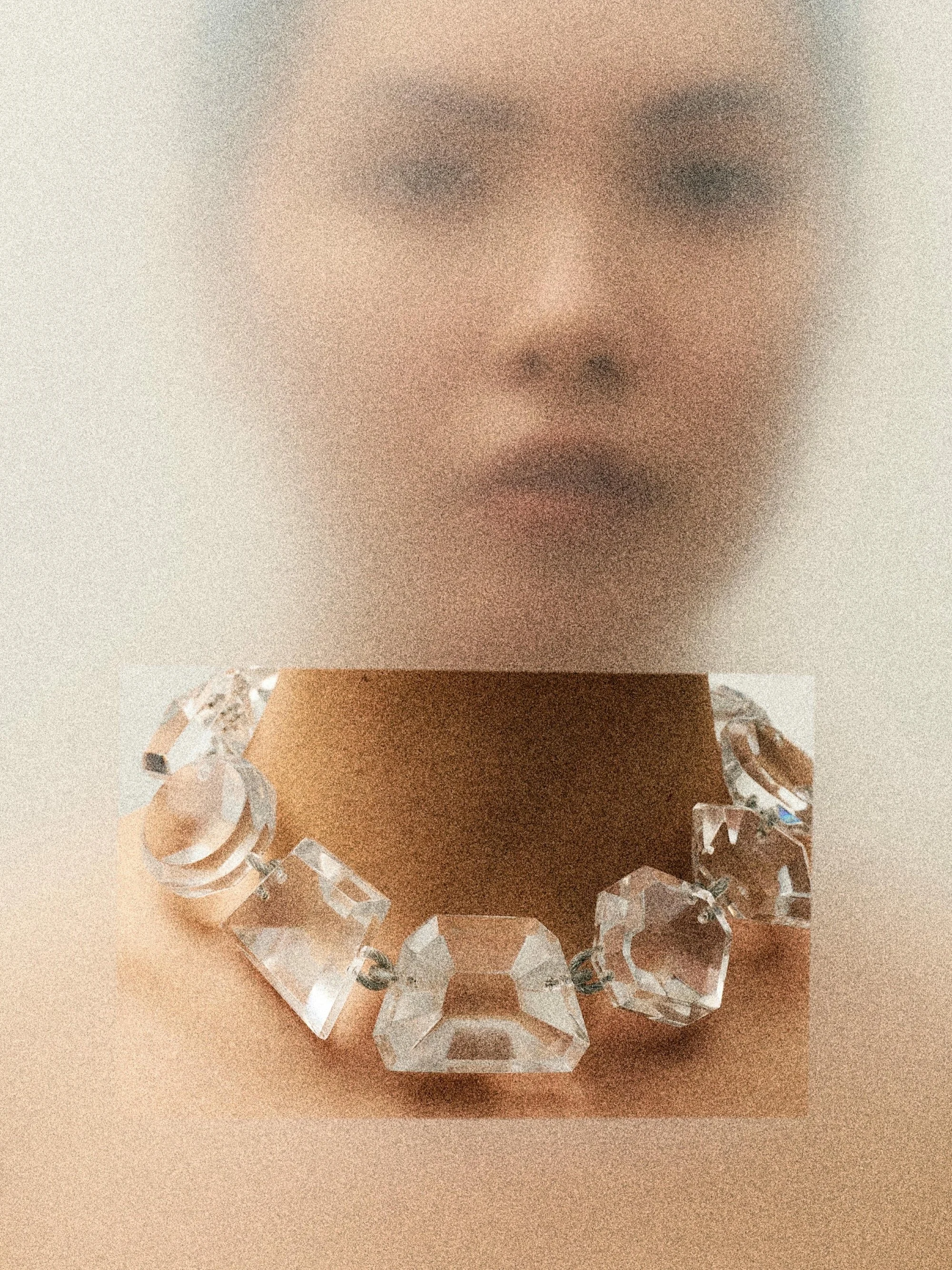 BINA NECKLACE MODEL.jpg