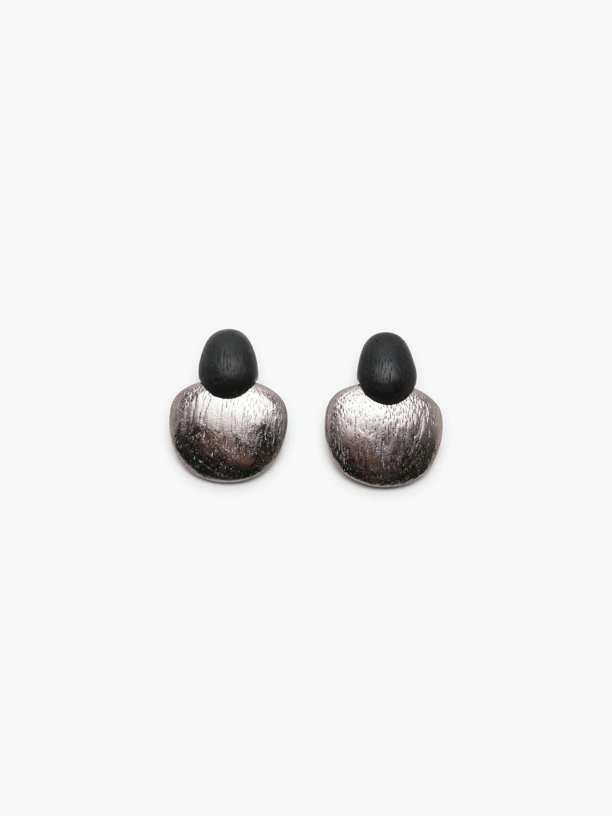 FOLIA EARRING ACACIA DARK SILVERFOIL.jpg