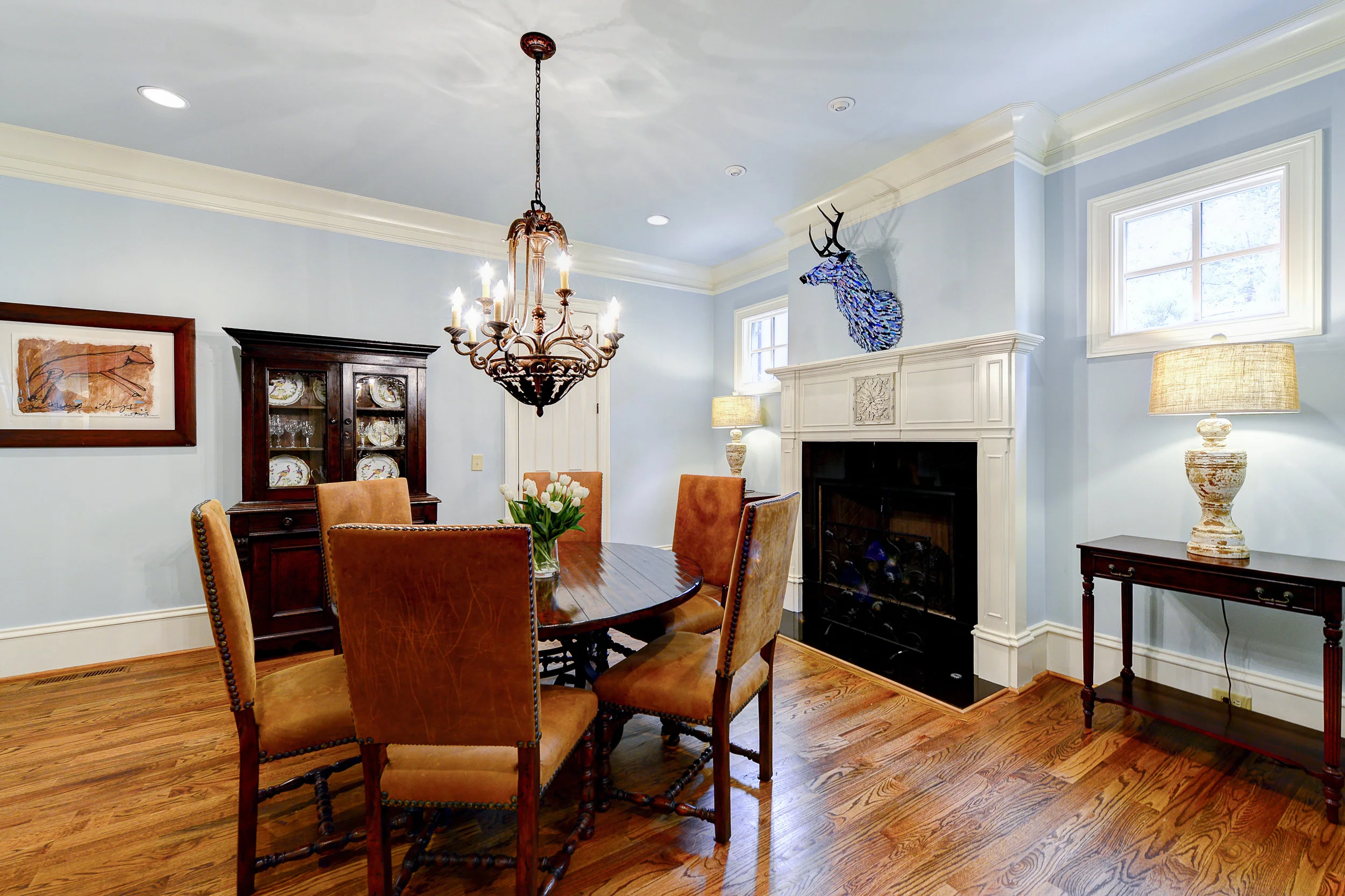 DiningRoom.jpg