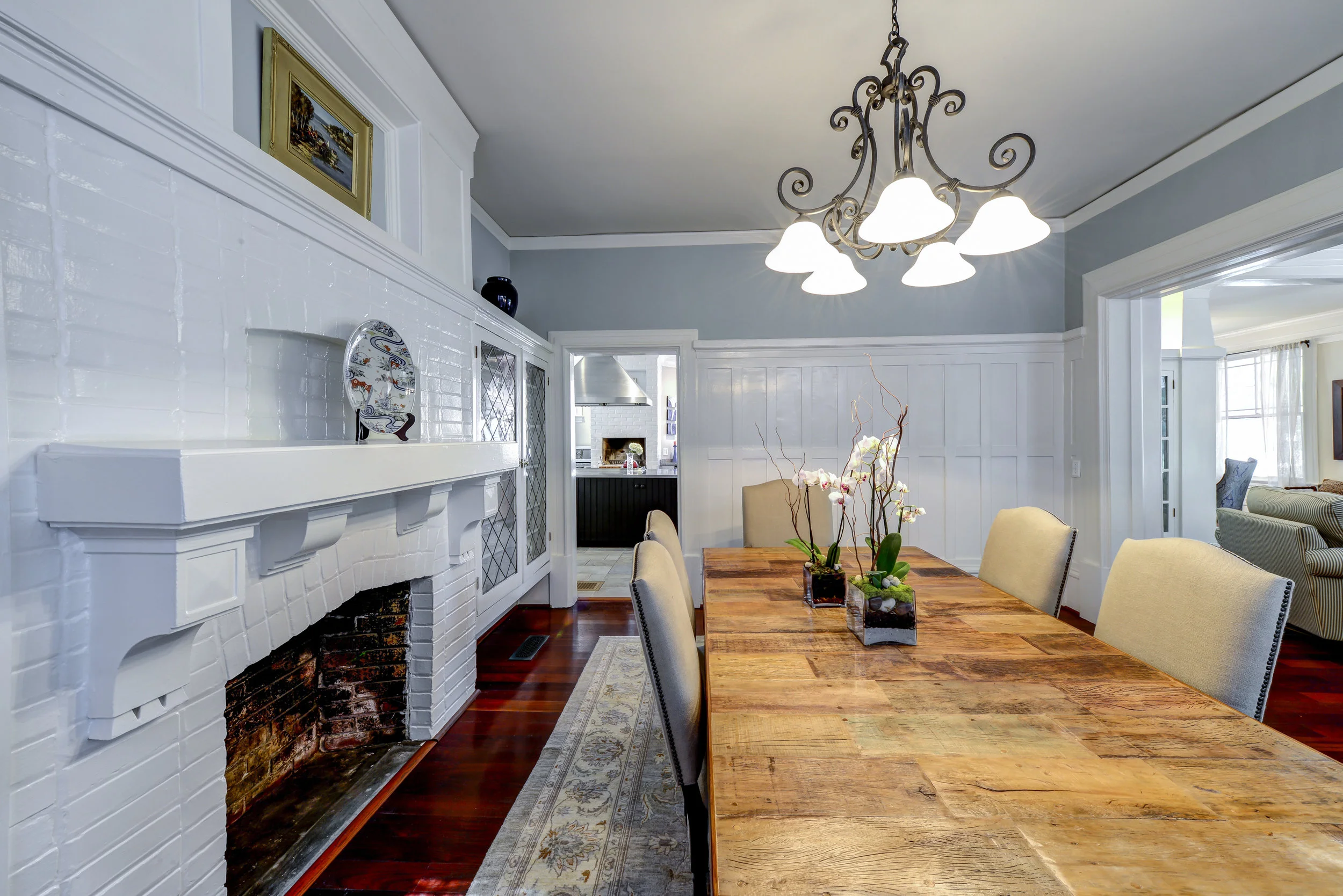 DiningRoom2.jpg