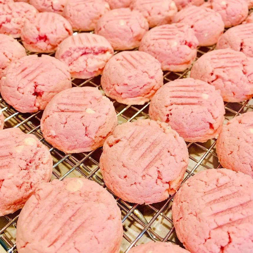 raspberry_cream_2_shortbread_860.jpg