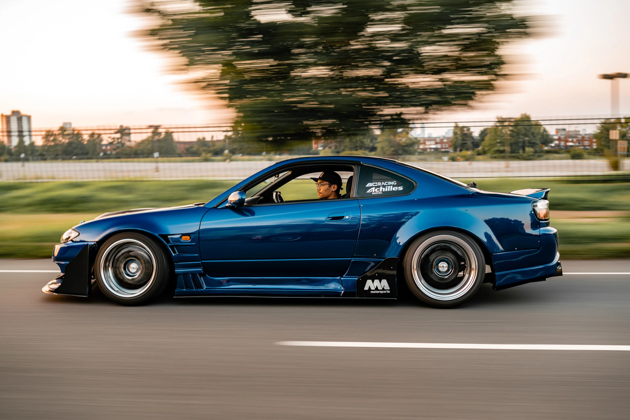Blue_Nissan_S15_034.jpg