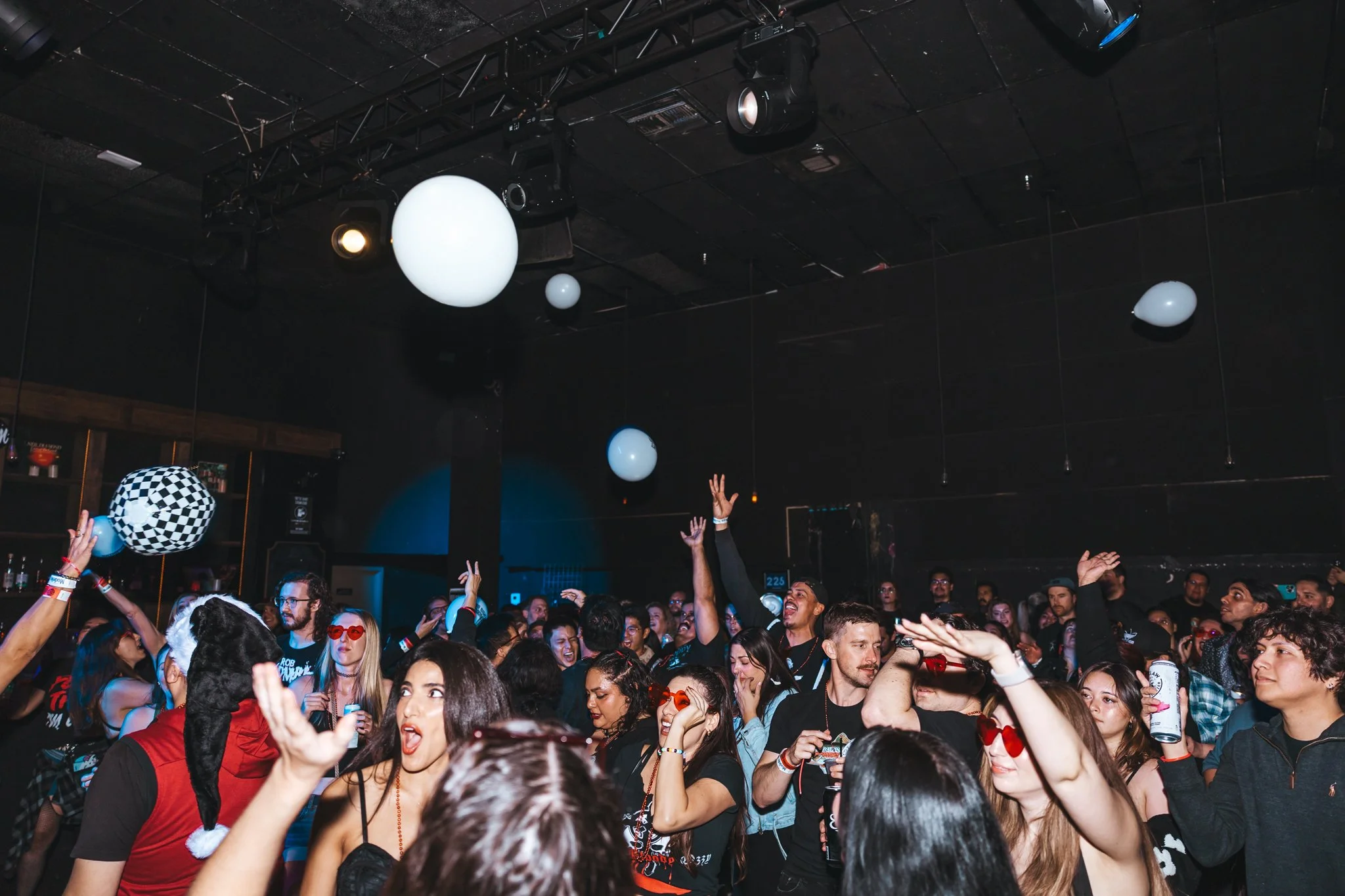 ENB_CONSTELLATION_ROOM_12-13-25-26.jpg
