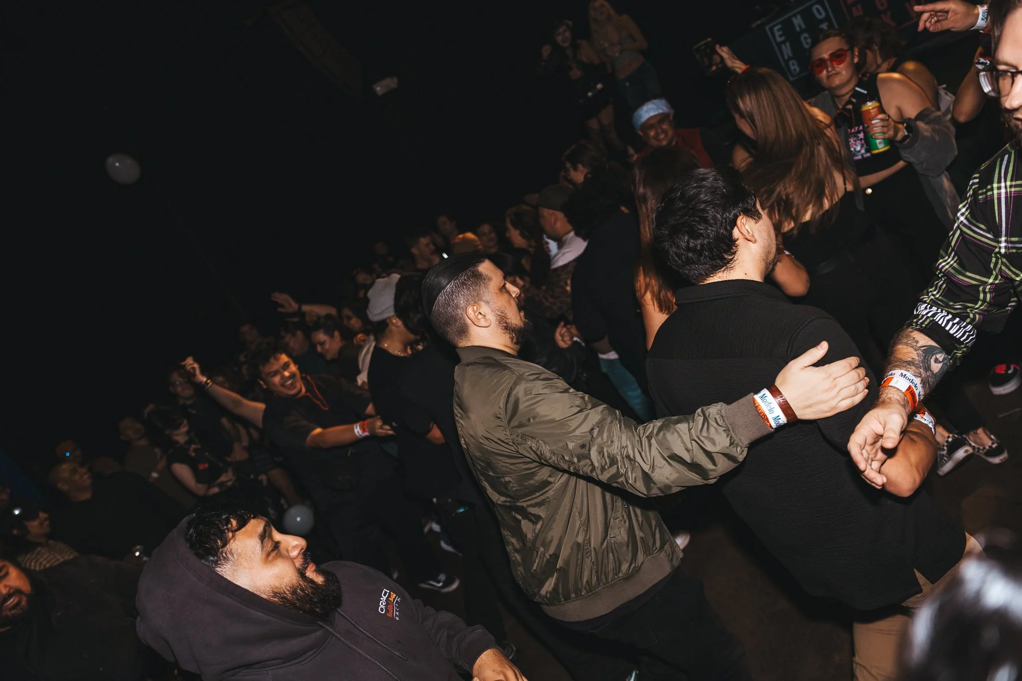 ENB_CONSTELLATION_ROOM_12-13-25-59.jpg