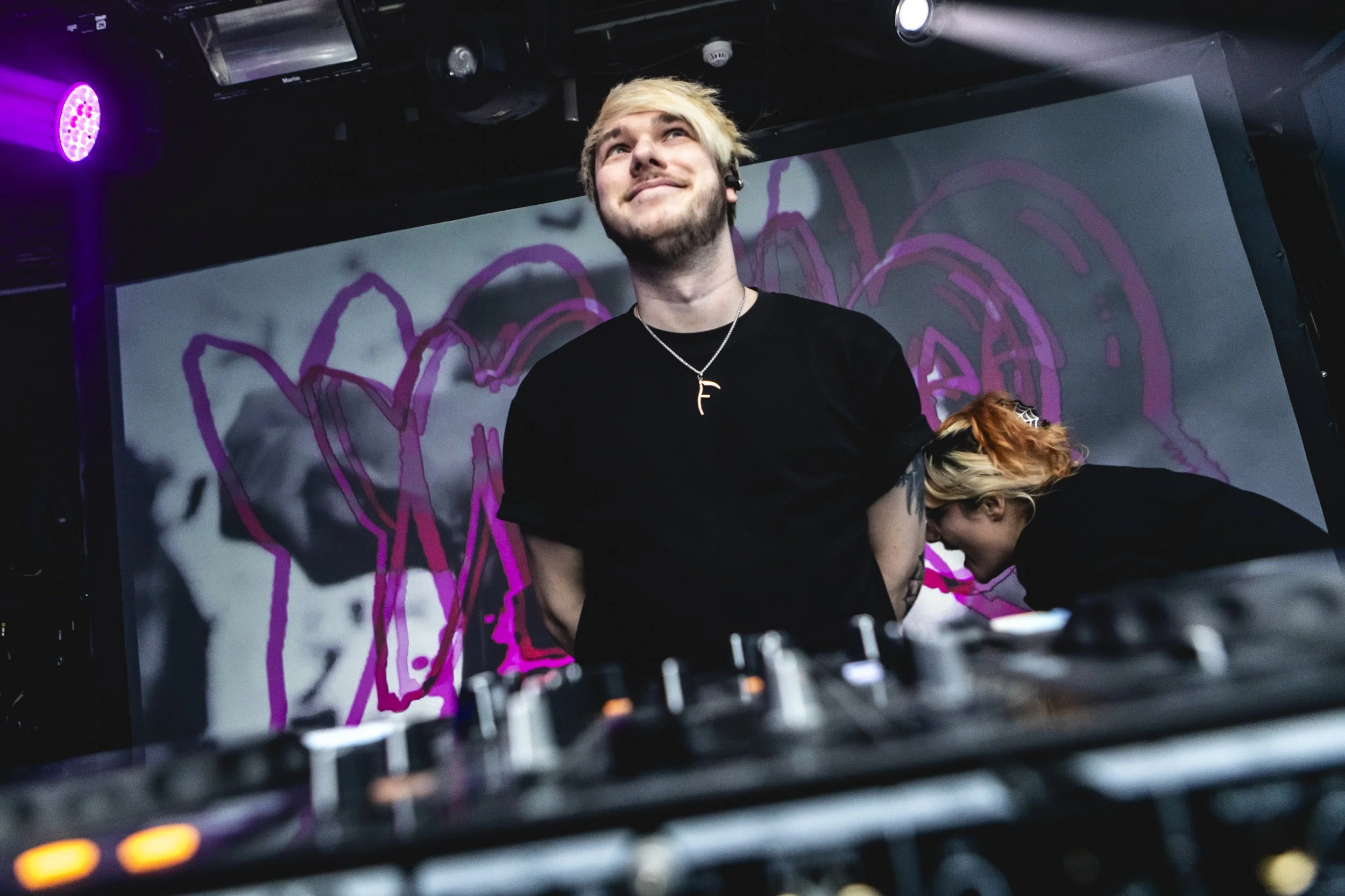 YBHQ - LONDON - APRIL 24TH -  NO WATERMARKED - GENERAL-020.jpg