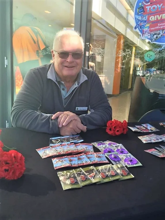 Chris Hammond sells poppies for Remembrance Day 2016