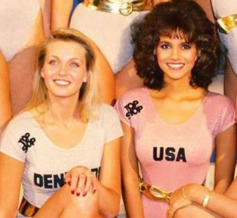 Pia, Marcus´mother, placed 2nd in Miss World 1986. Halle Berry, who appears on the right as "Miss USA", placed 6th.