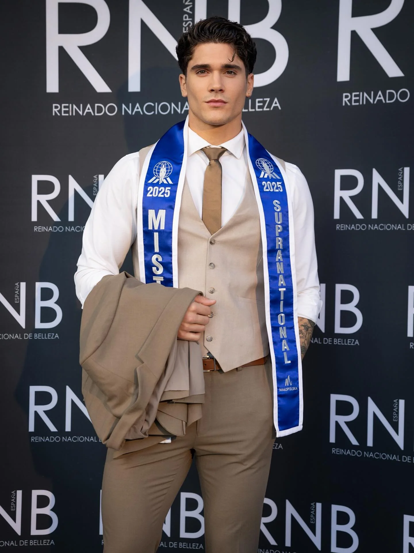 Our Mister Supranational 2025 @swann_lvgn attending the Mister Supranational Spain 2025 Preliminary event alongside notable guests @officialmisterglobal &amp; @officialmisterinternational. 

We look forward to seeing who will become Mister RNB Espana