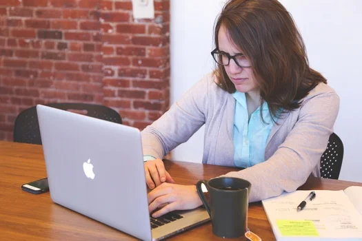 How to create a resume that says "Hey, Pick Me"!