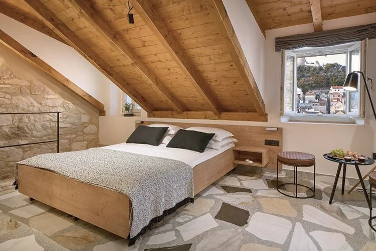 STUDIO C11 HVAR 21.jpg
