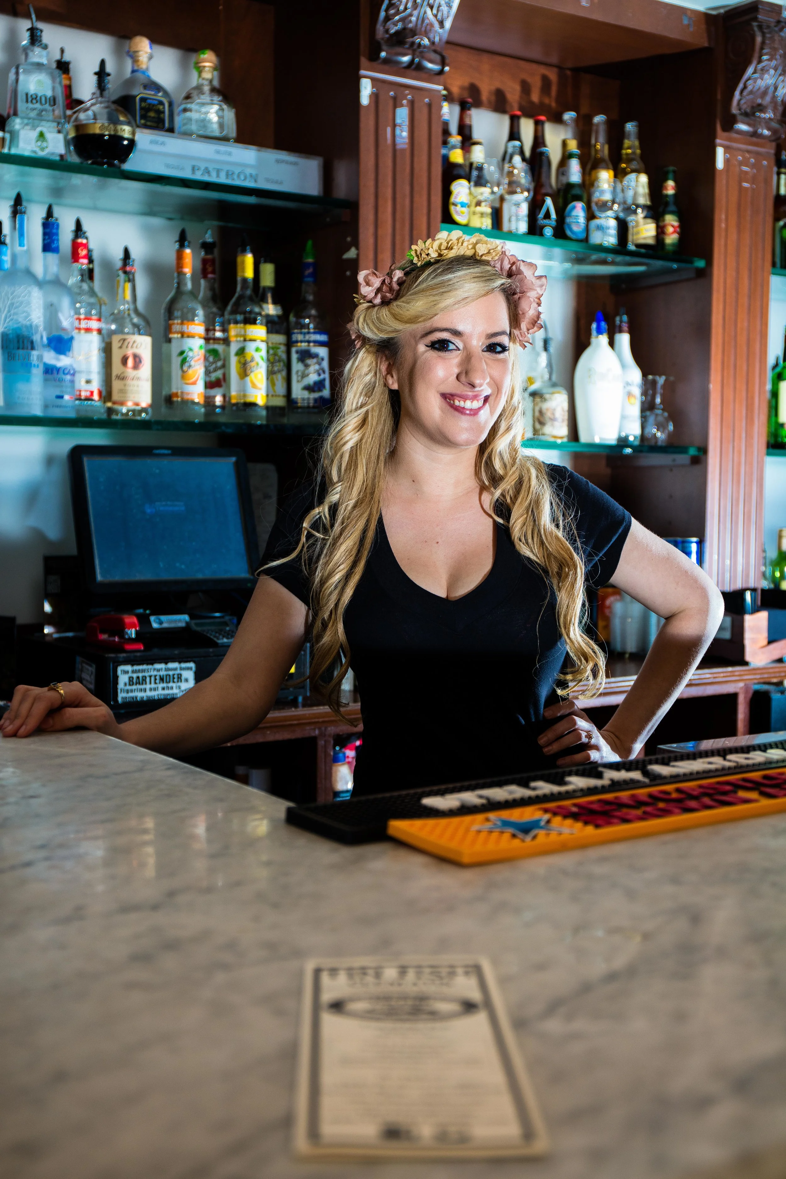 TIN FISH DOWNTOWN PALM BEACH BARTENDER