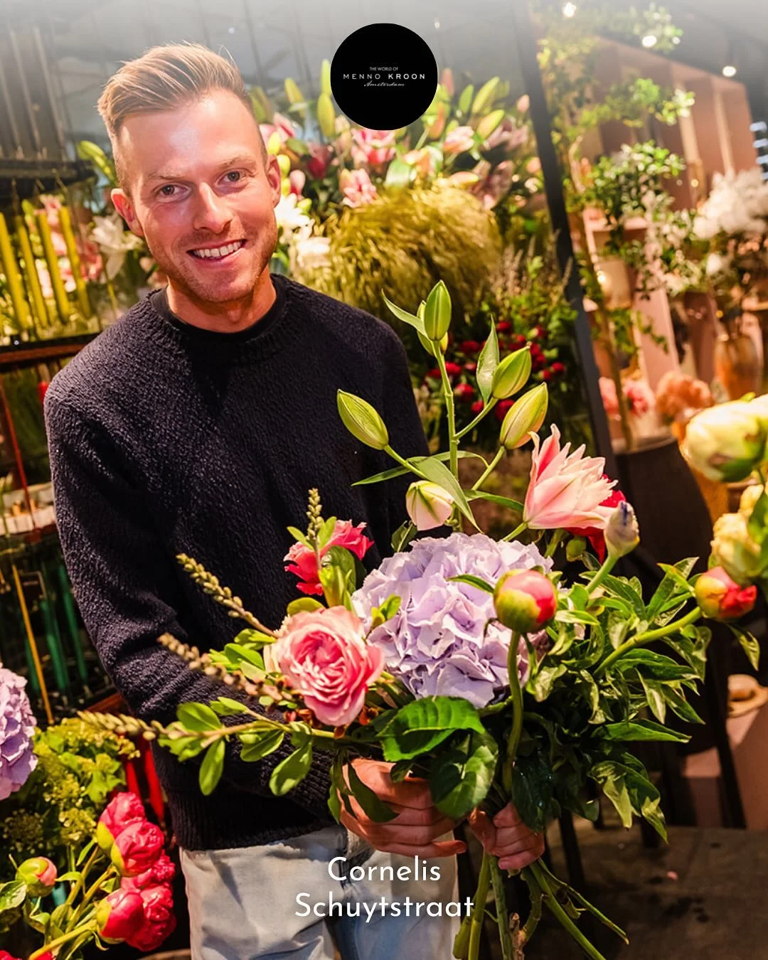 💐 𝐃𝐞 𝐩𝐫𝐚𝐜𝐡𝐭𝐢𝐠𝐞 𝐛𝐨𝐞𝐤𝐞𝐭𝐭𝐞𝐧 𝐯𝐚𝐧 𝐓𝐡𝐞 𝐖𝐨𝐫𝐥𝐝 𝐨𝐟 𝐌𝐞𝐧𝐧𝐨 𝐊𝐫𝐨𝐨𝐧!

Gemaakt van de meest exclusieve bloemen!✨ Naast unieke boeketten zijn hier ook andere mooie accessoires te vinden. Kom dus zeker eens langs in de wink