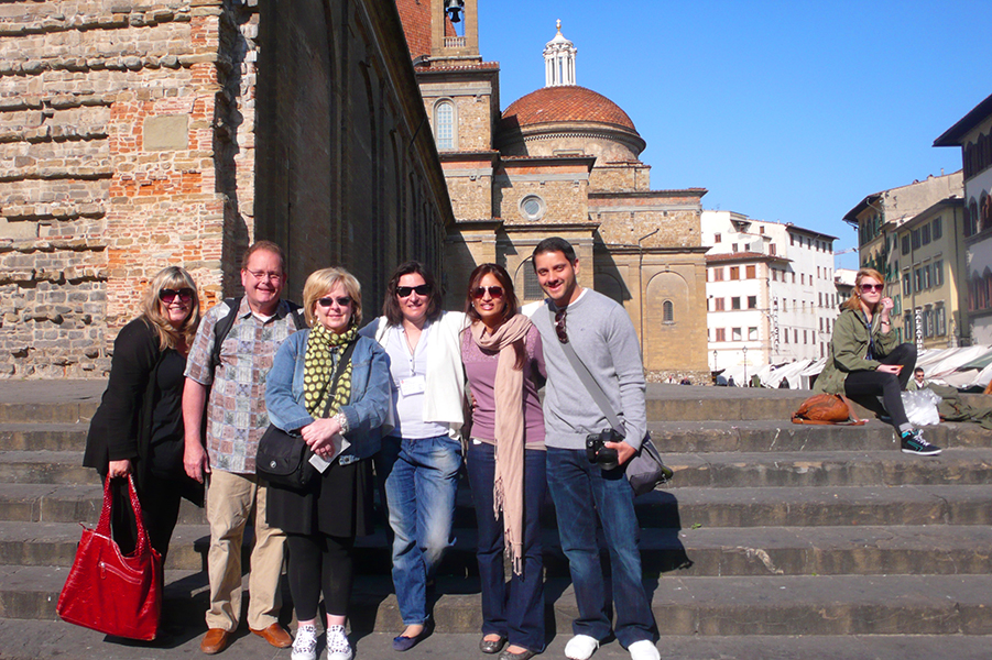 Florence-art-workshop-group-photo.jpg