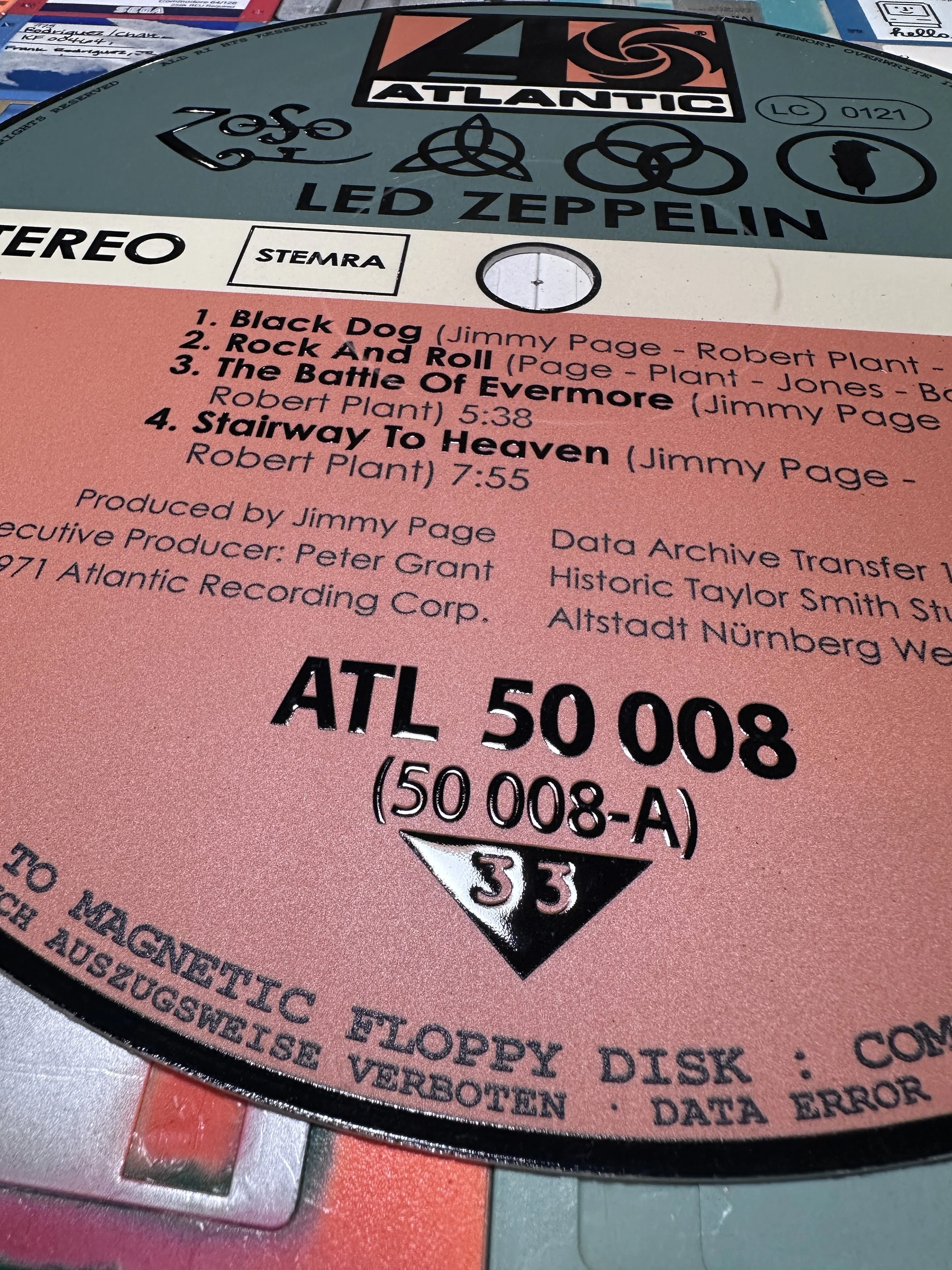 Led Zeppelin IV (Side 1) — center disc detail