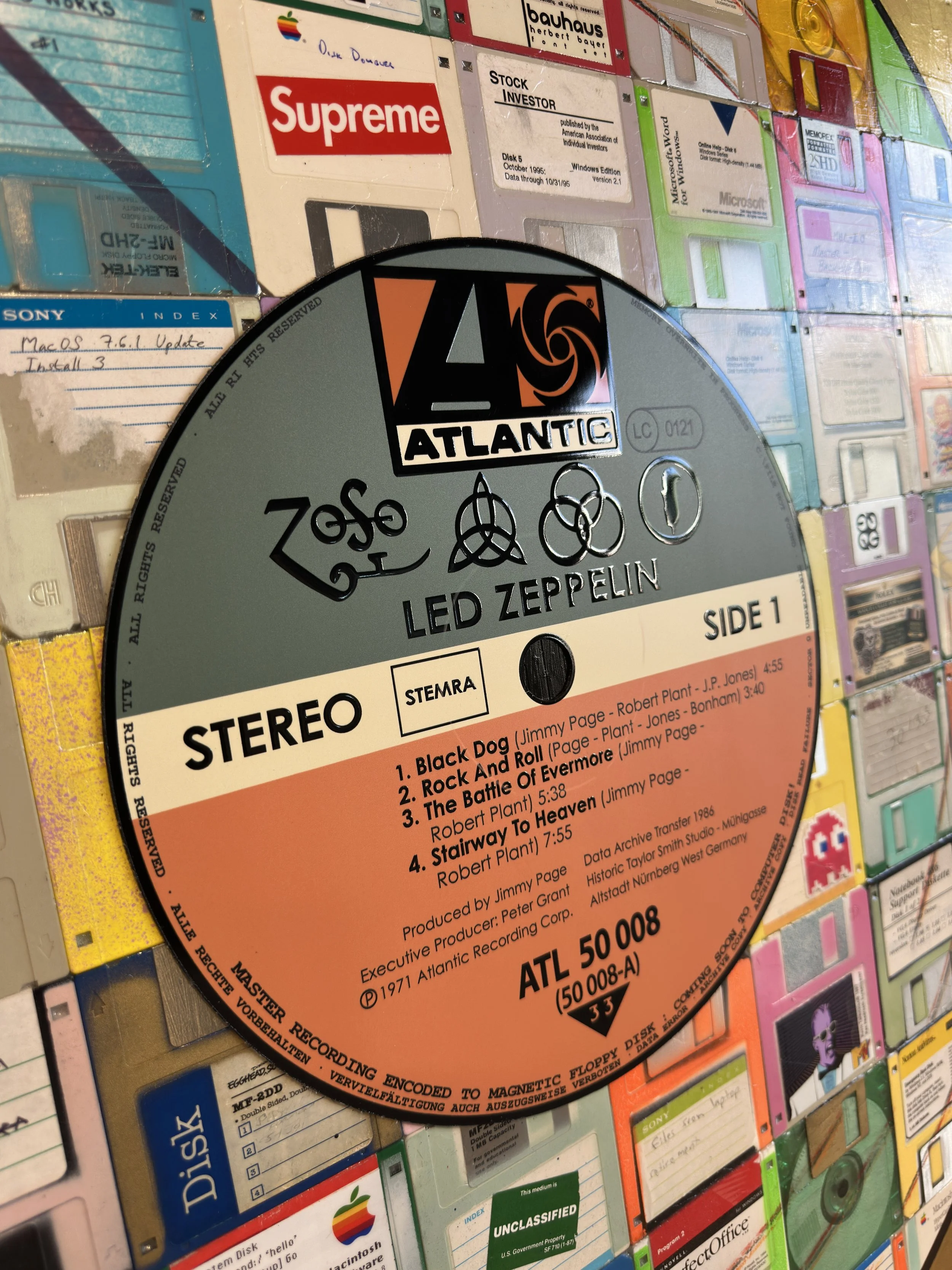Led Zeppelin IV (Side 1) — material and surface