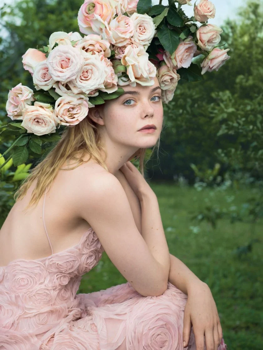 VOGUE-MAGAZINE-Elle-Fanning-by-Annie-Leibovitz.-Grace-Coddington-June-2017-www.imageamplified.co_.jpg