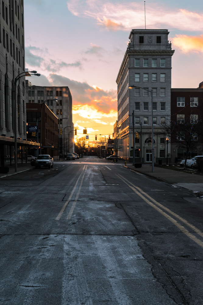 Photo of the First National Bank Building by Eric Hergenreder, available here.