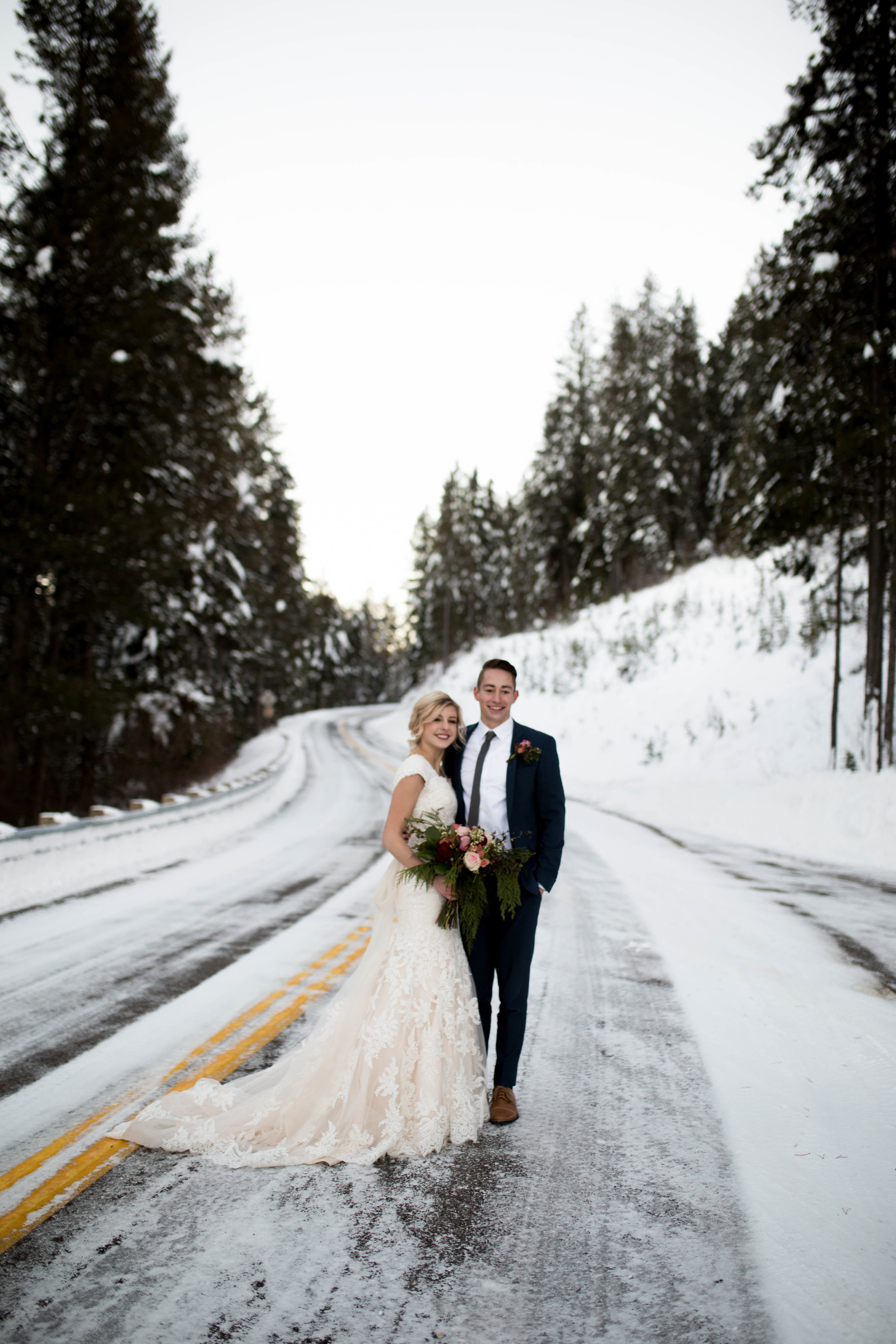 WinterWeddingBridalsTarghee (100 of 121).jpg