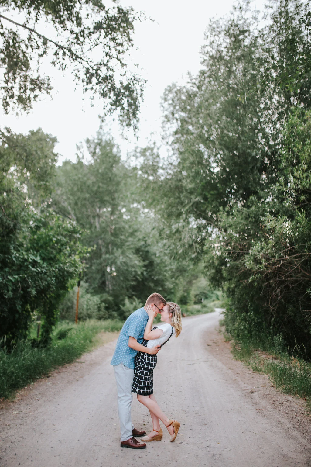 MiniEngagementSessionRexburgIdahoLookforthelightphotovideo(66of136).jpg