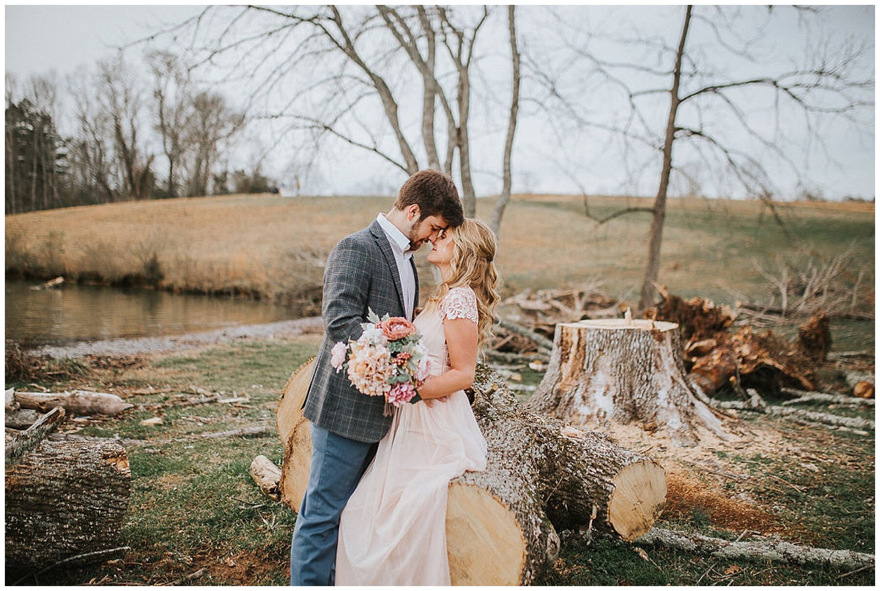 knoxville-barefoot-elopement-bridals-country-southern-feel-look-for-the-light-photo-video