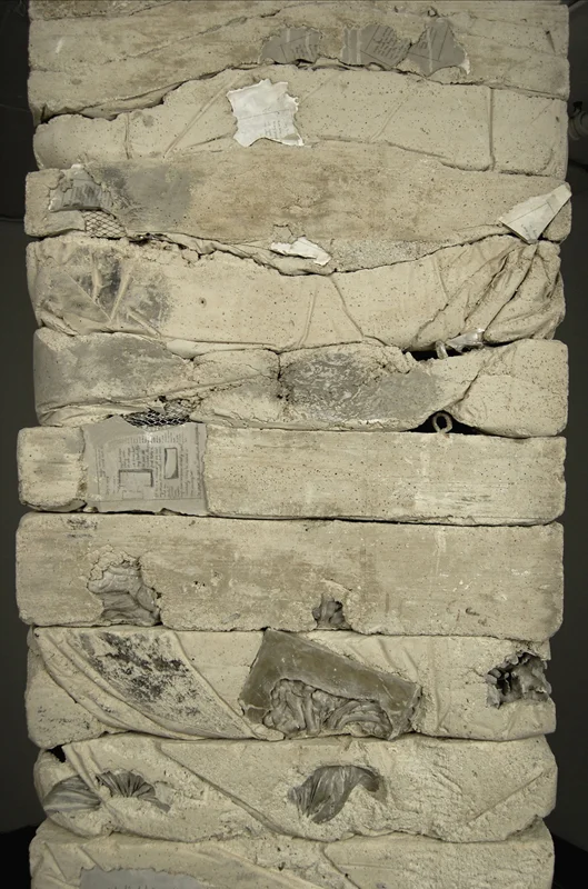 Like Breaking Rocks In The Driveway (detail), 2006, concrete, 115 x 30 x 30 inches. Private collection