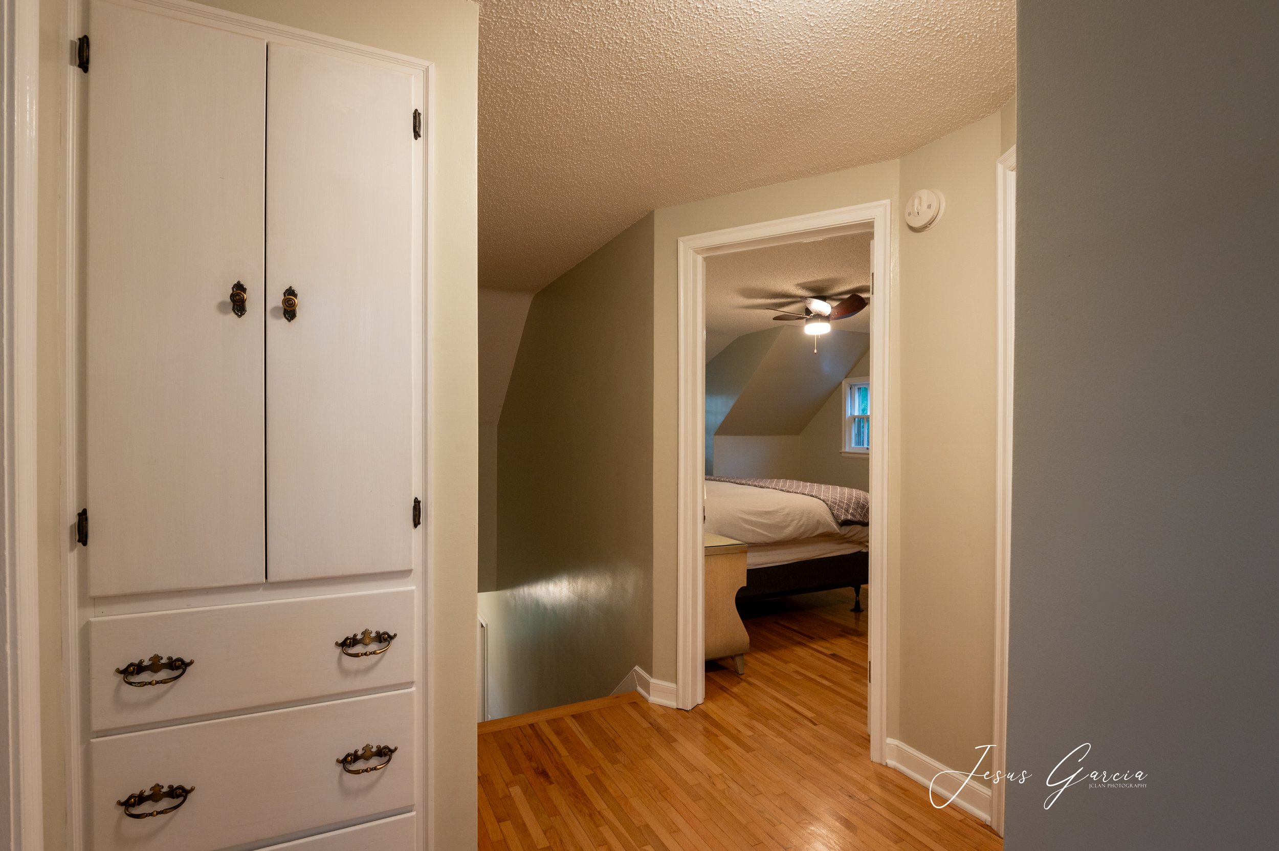 301 2nd St (35).jpg