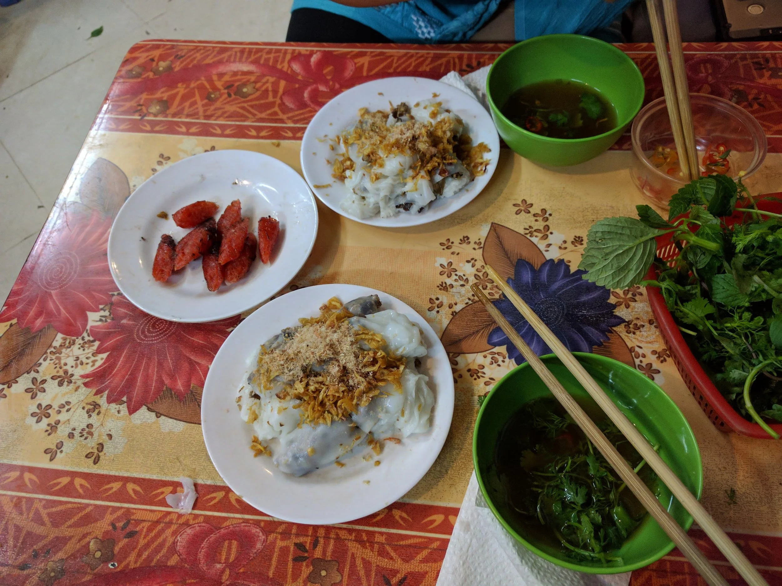 Banh Cuon, with sausage this time