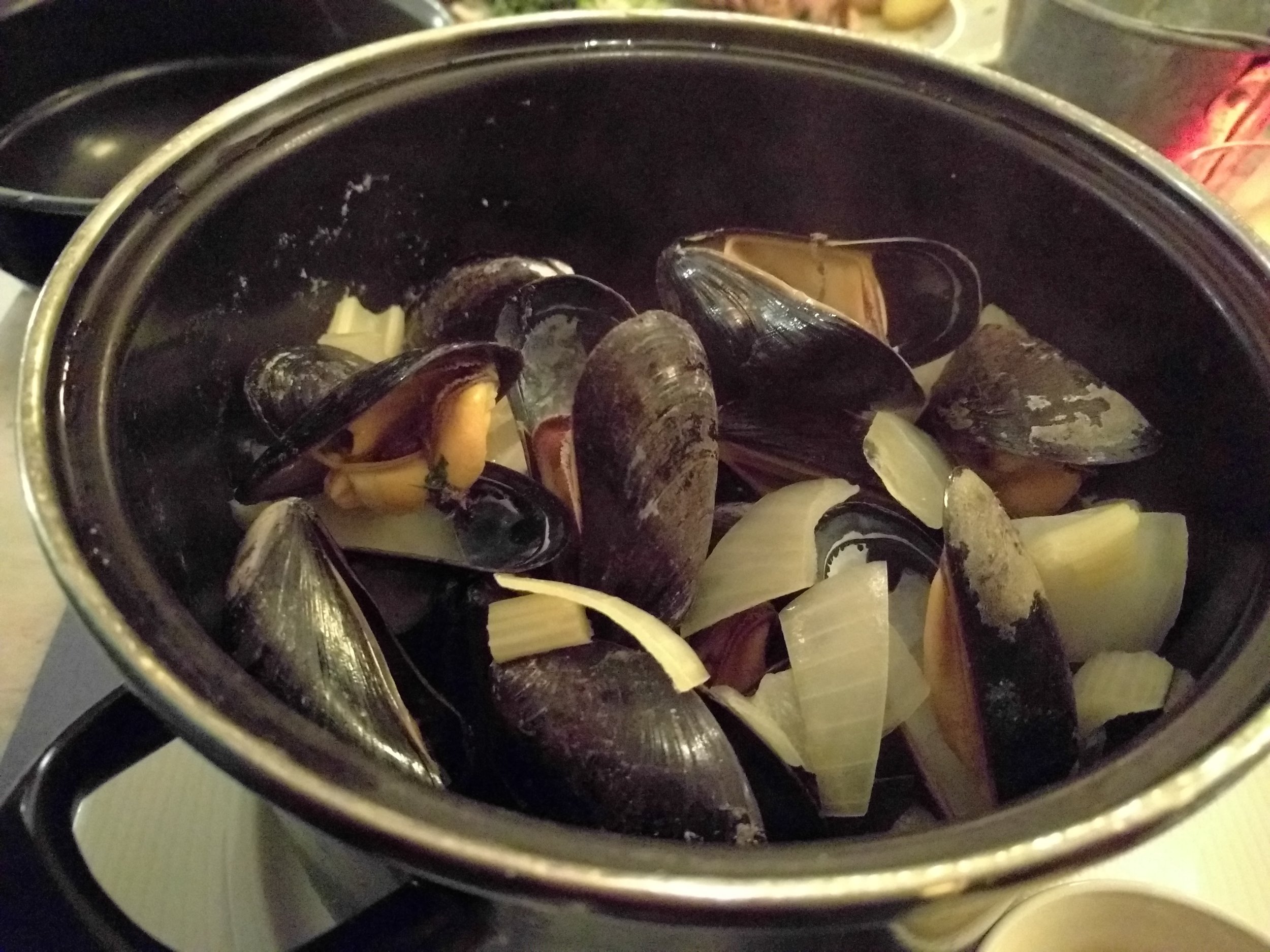 Moules frites at La Boussole