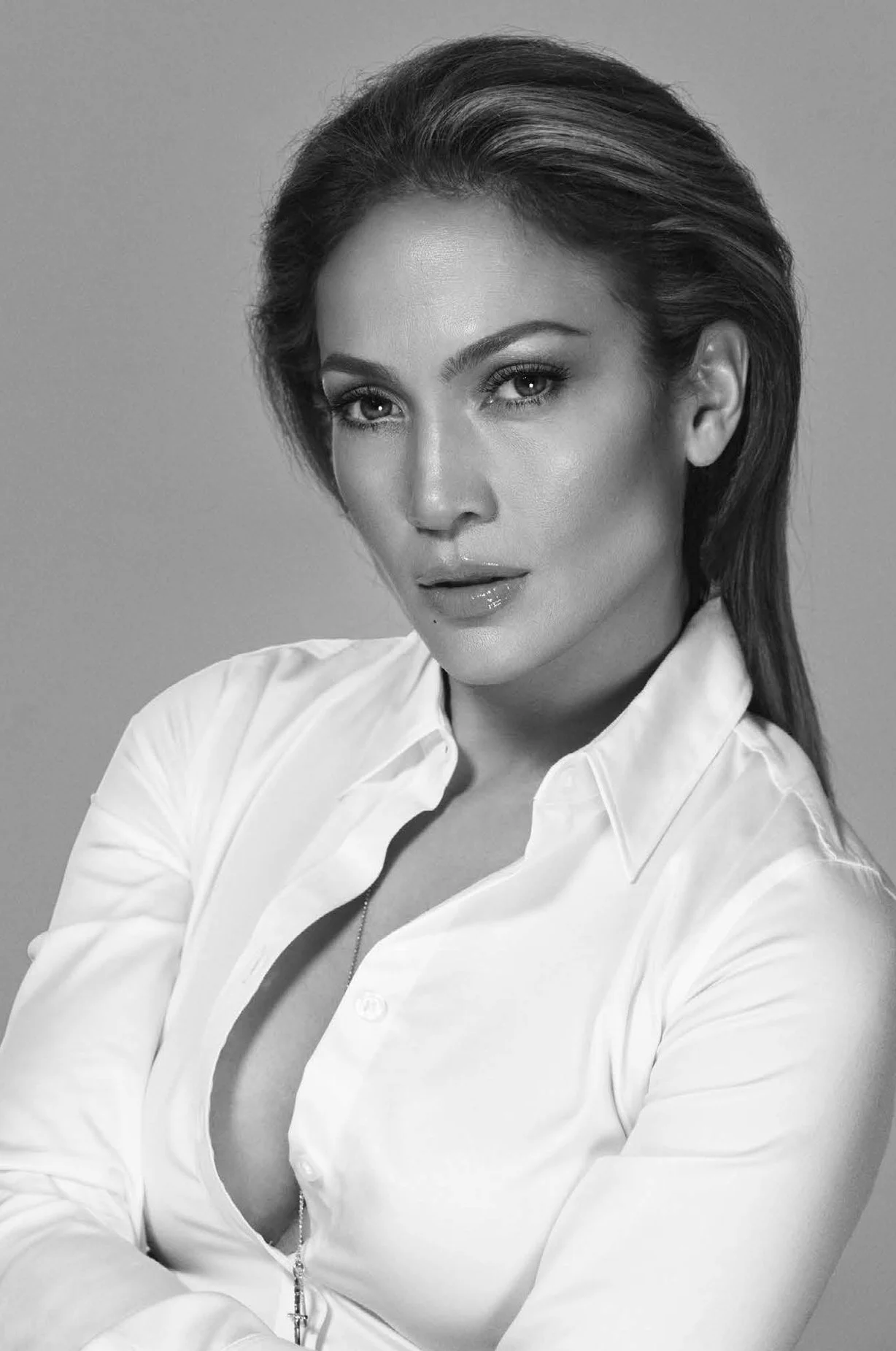 hunter&gatti-jennifer-lopez-campaign-seyitguvenen-celebrity-cover 1.jpg