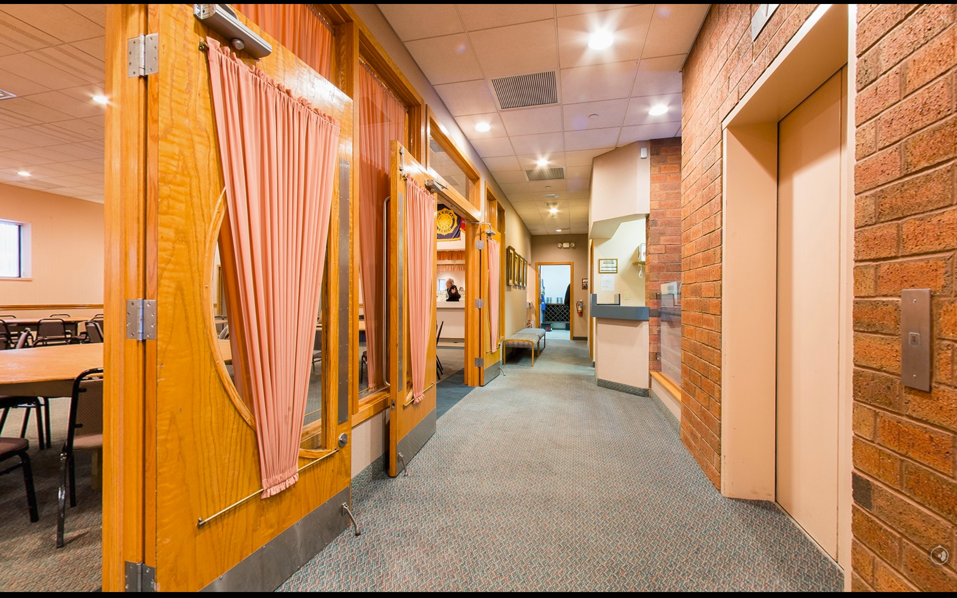 Banquet Hall 7.jpg