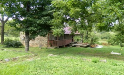 The 1745 home of Jacob and Hannah Janney before Cochran's restored the house for Gail and Perry Epes.
