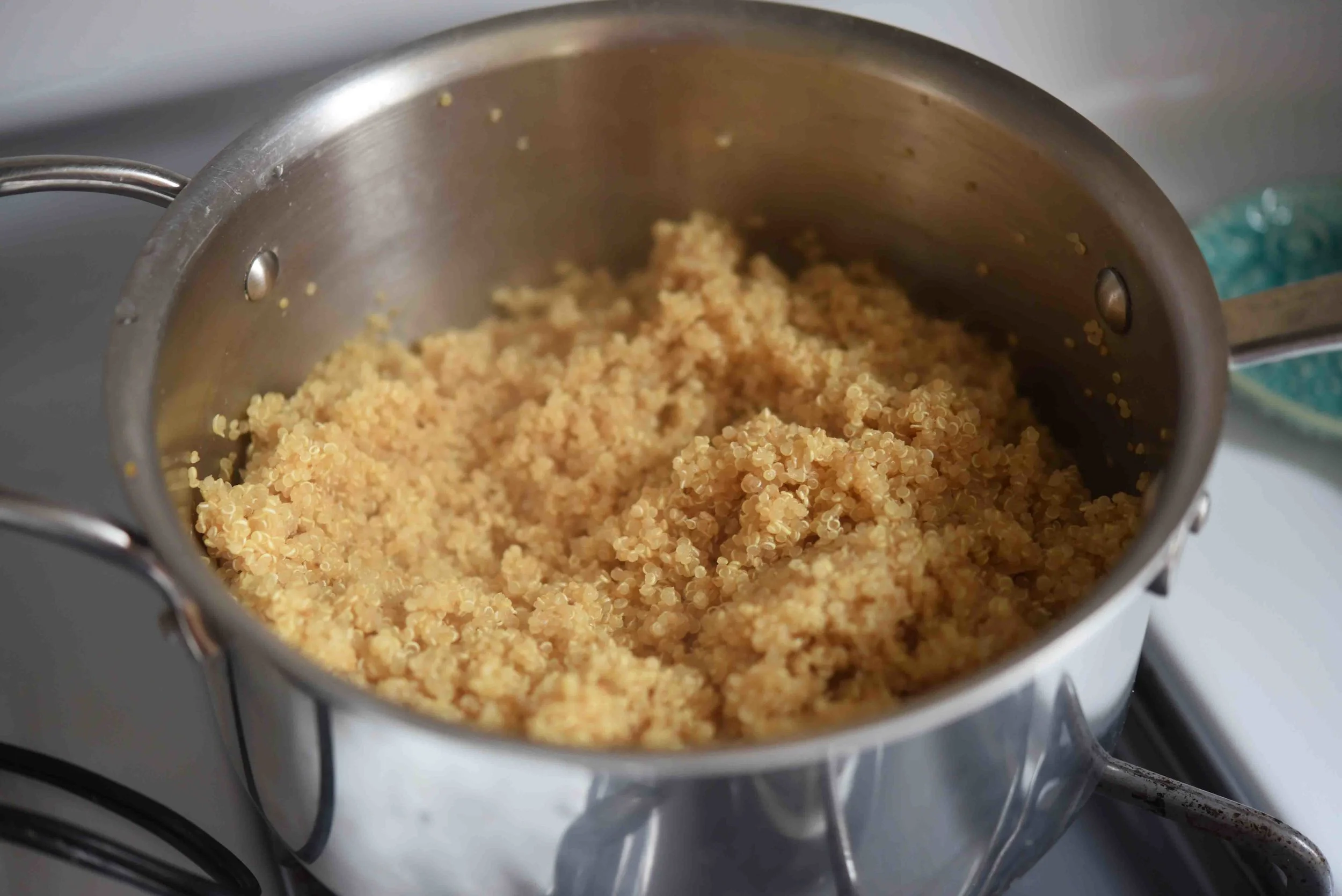 Quinoa Crust Cheese Pizza 1.jpg