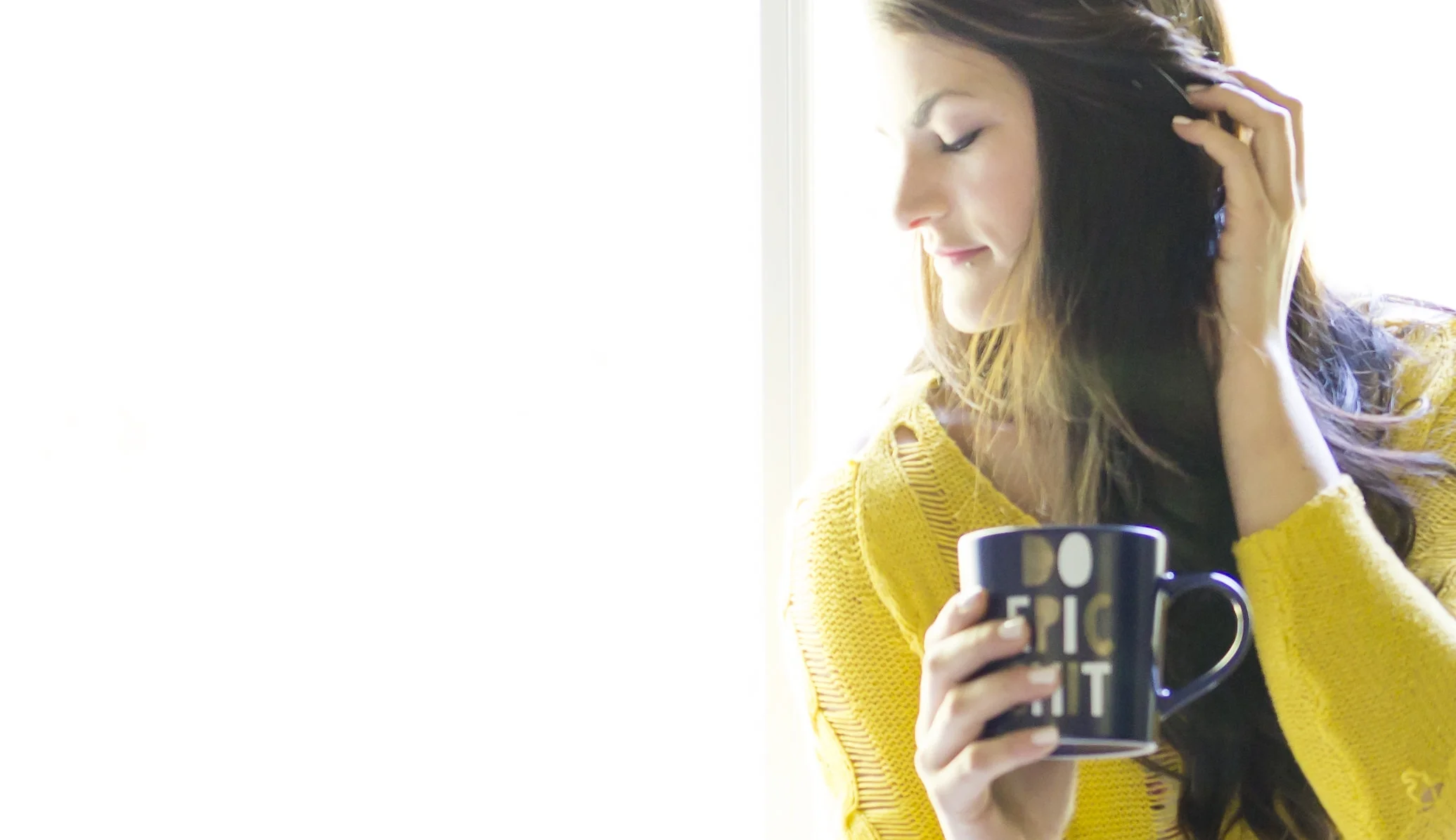 YellowSweatshirt_006.jpg