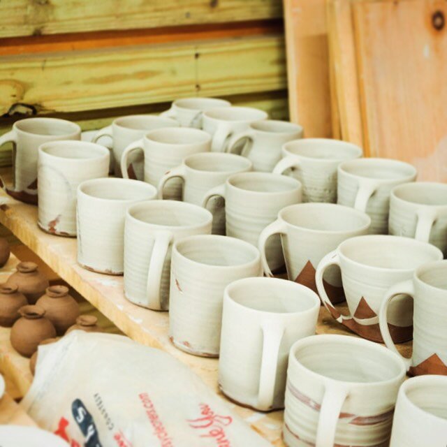 I&rsquo;m teaching a mug class - three consecutive Saturdays in March (16th, 23rd, 30th) at Slough Farm on Martha&rsquo;s Vineyard. 

Class runs from 10:30 - 3:30 each Saturday. We will learn to make mugs we love together, but most importantly, chef 