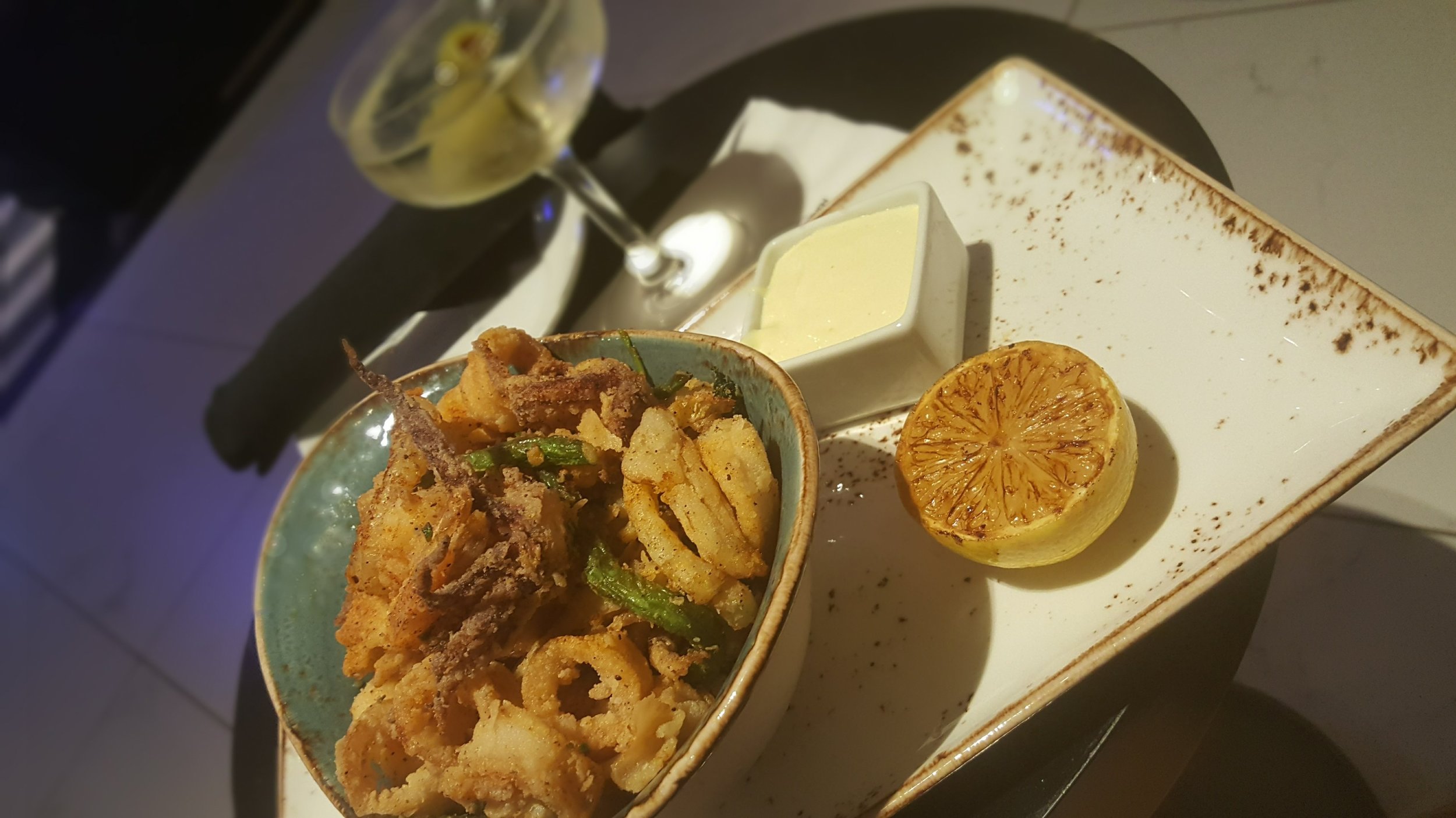 I think I still look cute sitting at the bar eating fried food and sipping on vodka... FRITTO MISTO w/ EXTRA DIRTY MARTINI (Double Cross Vodka): PORTICO