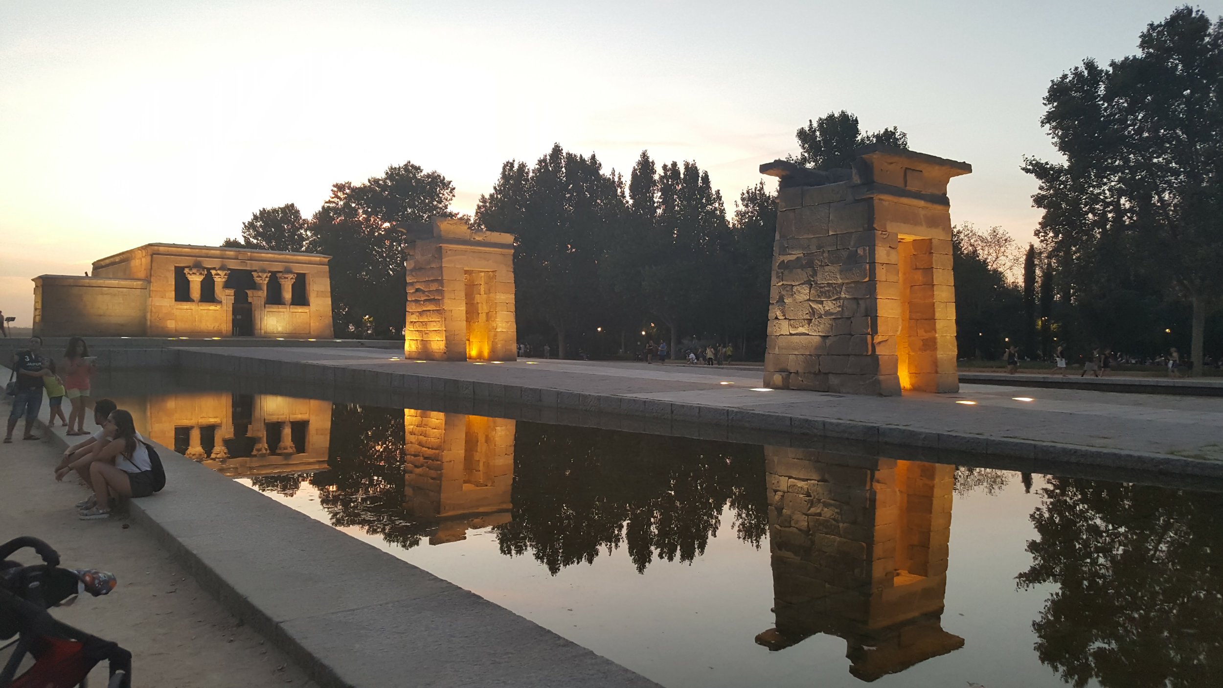No settings or dslr here...just a Note 4...Temple of Debod : MADRID .