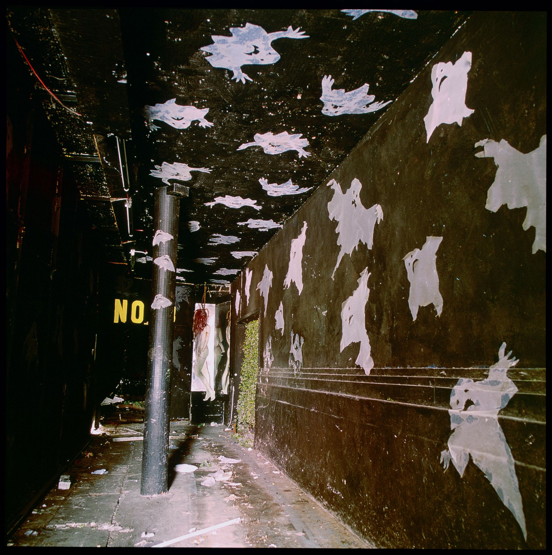 Ghost Corridor, Lai Yuen Amusement Park, 1997