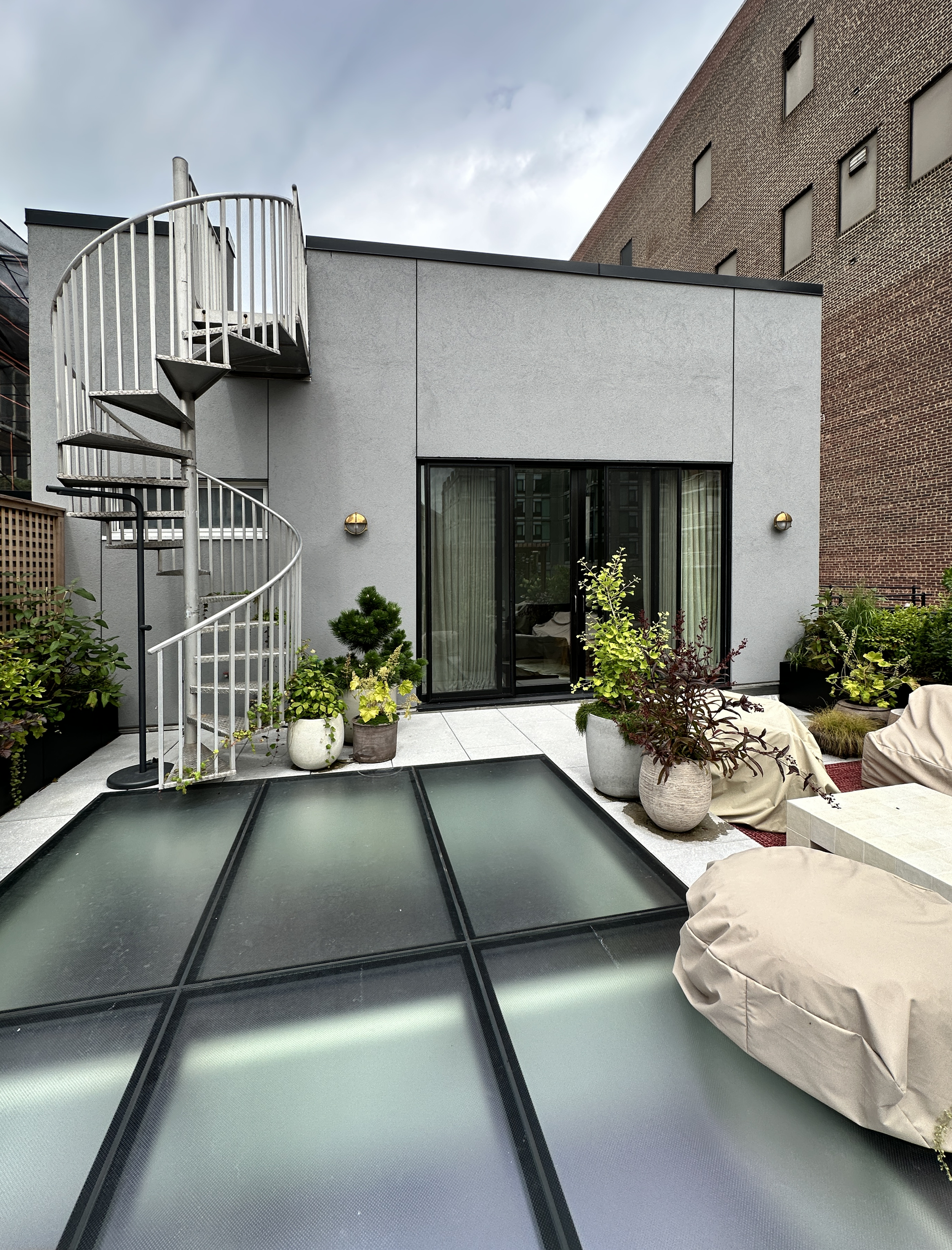 Rooftop 01.png